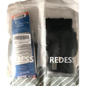 VACATION TRAVEL KIT REDESS GLOVE FINGERLESS MITTEN GLOVE AND DR FRESH MOUTH TRAV
